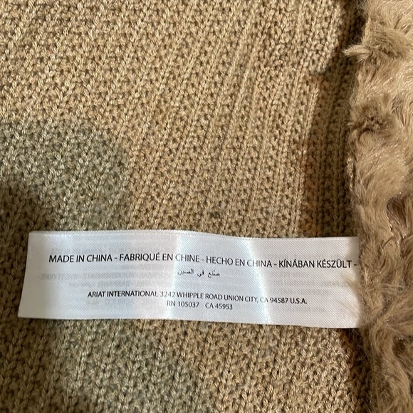 ARIAT SWEATER VEST FUR COLLAR - Picture 5 of 7